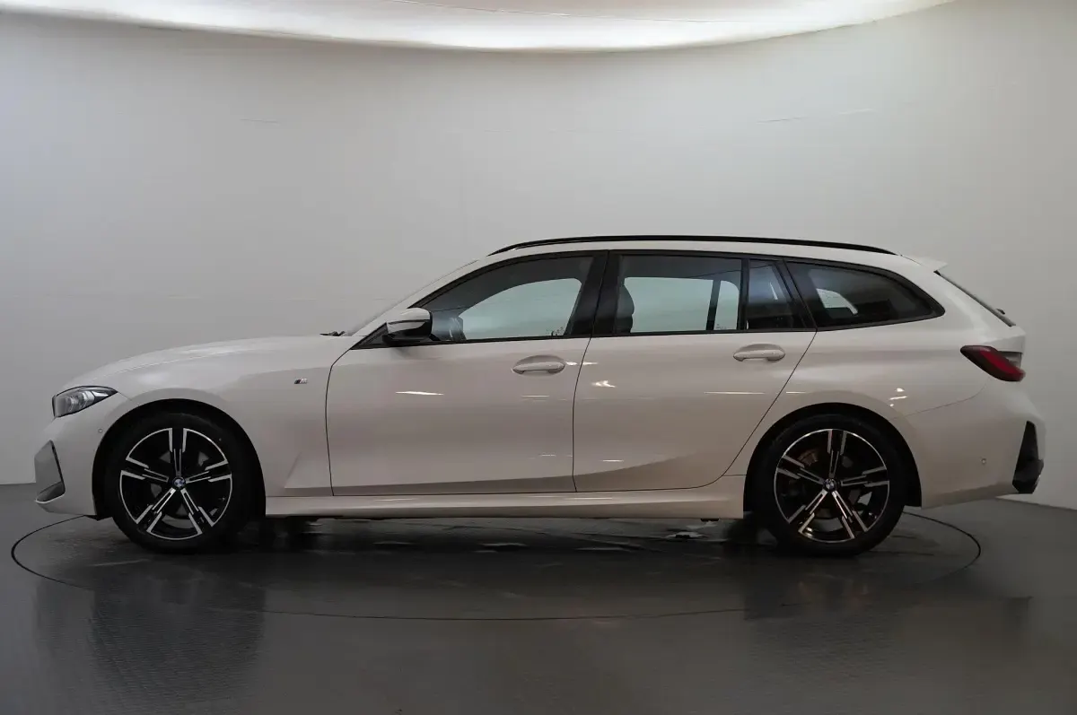 Used BMW 320 M Sport 181 HP (133 kW) 2023 White Estate
