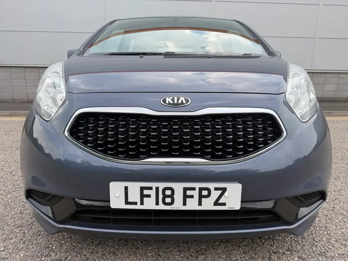 Used Kia Venga 2018 Blue Hatchback