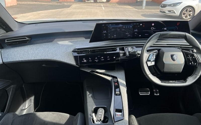 Used Peugeot 5008 GTi 136 HP (100 kW) 2025 SUV