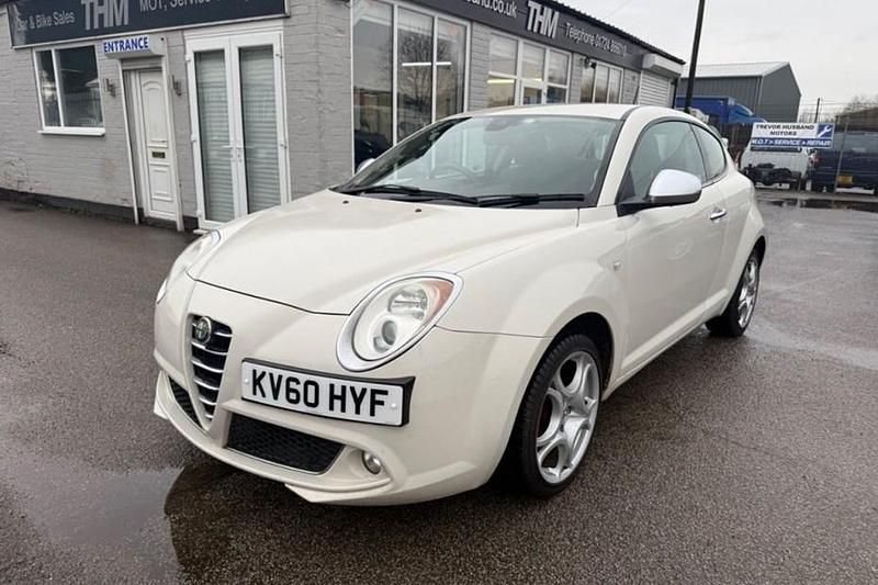 White Used 2010 Alfa Romeo MiTo Veloce Hatchback | £2,195 (Fair price) - Image 1/1