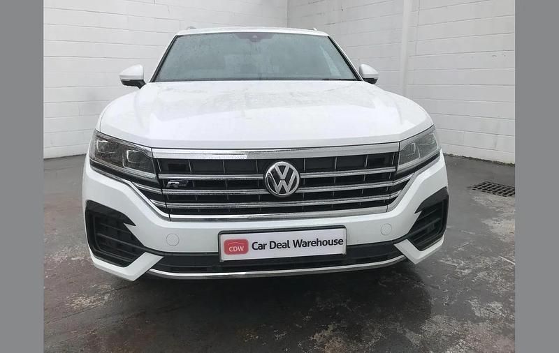 Used VW Touareg R-line 281 HP (206 kW) 2019 White SUV