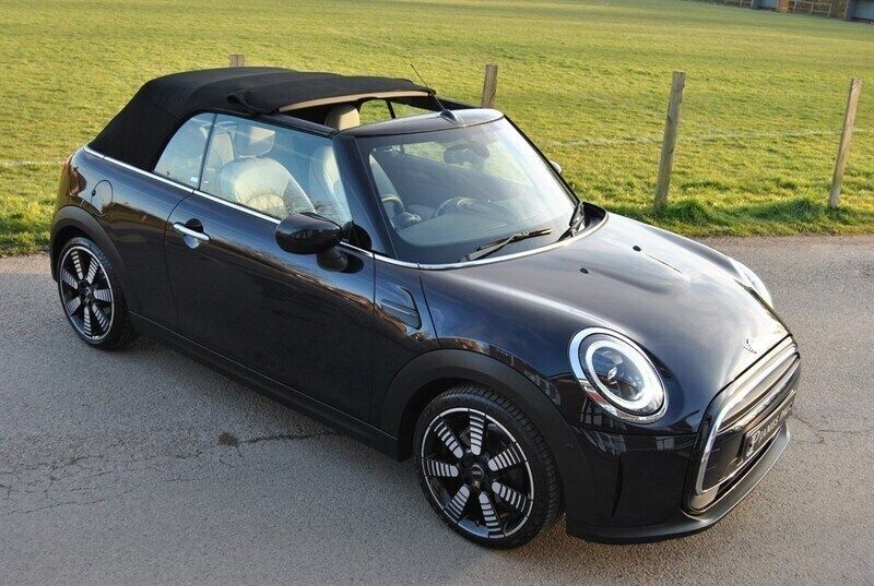 Enigmatic black Used 2022 Mini Cooper Cabriolet Exclusive Cabriolet | £19,490 (Fair price) - Image 1/4