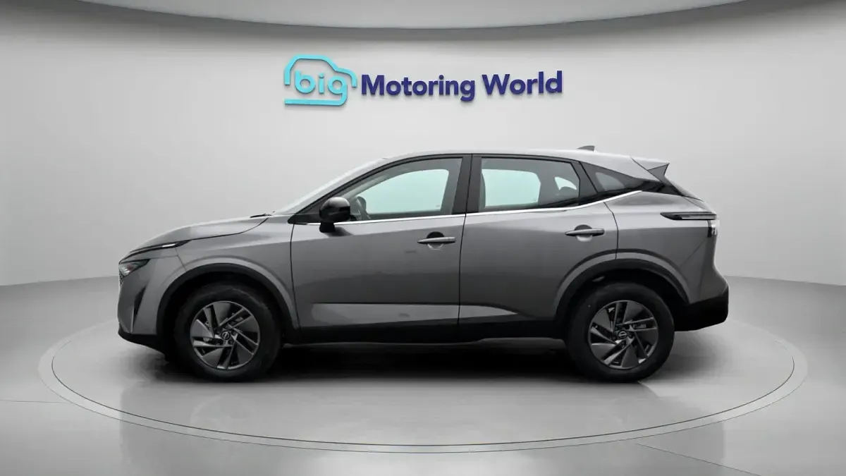New Nissan Qashqai Acenta Premium 156 HP (114 kW) 2025 SUV