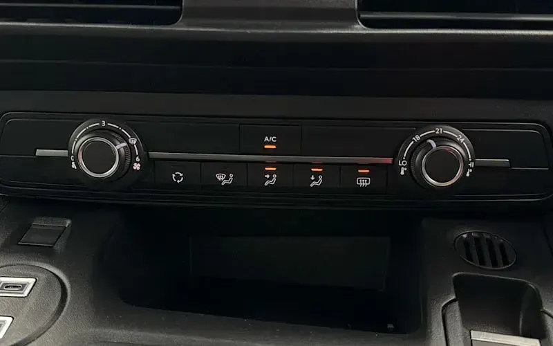 New Citroën e-Berlingo 100 kW (136 HP) 2025 Green MPV