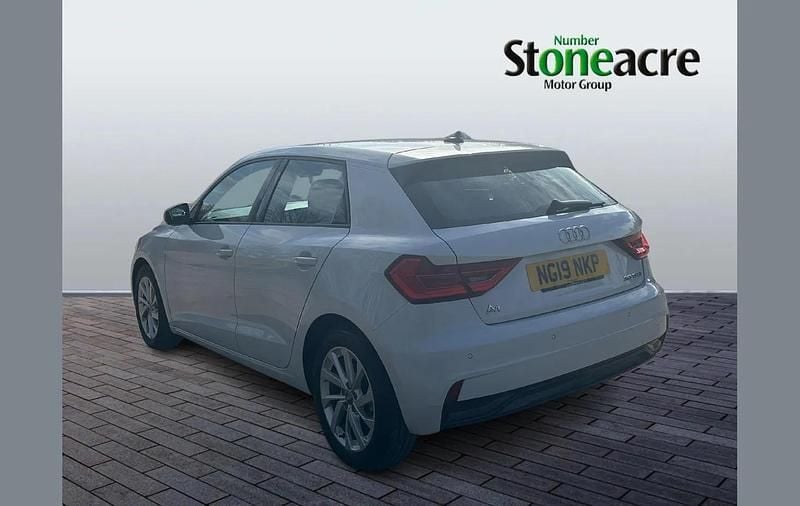 Used Audi A1 Sport 113 HP (83 kW) 2019 White SUV