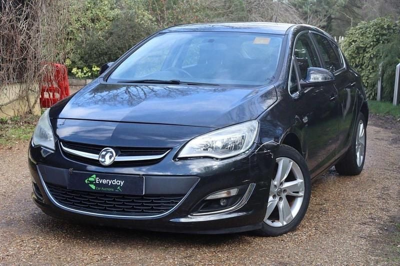 Used Vauxhall Astra SRi 2013 Black Hatchback