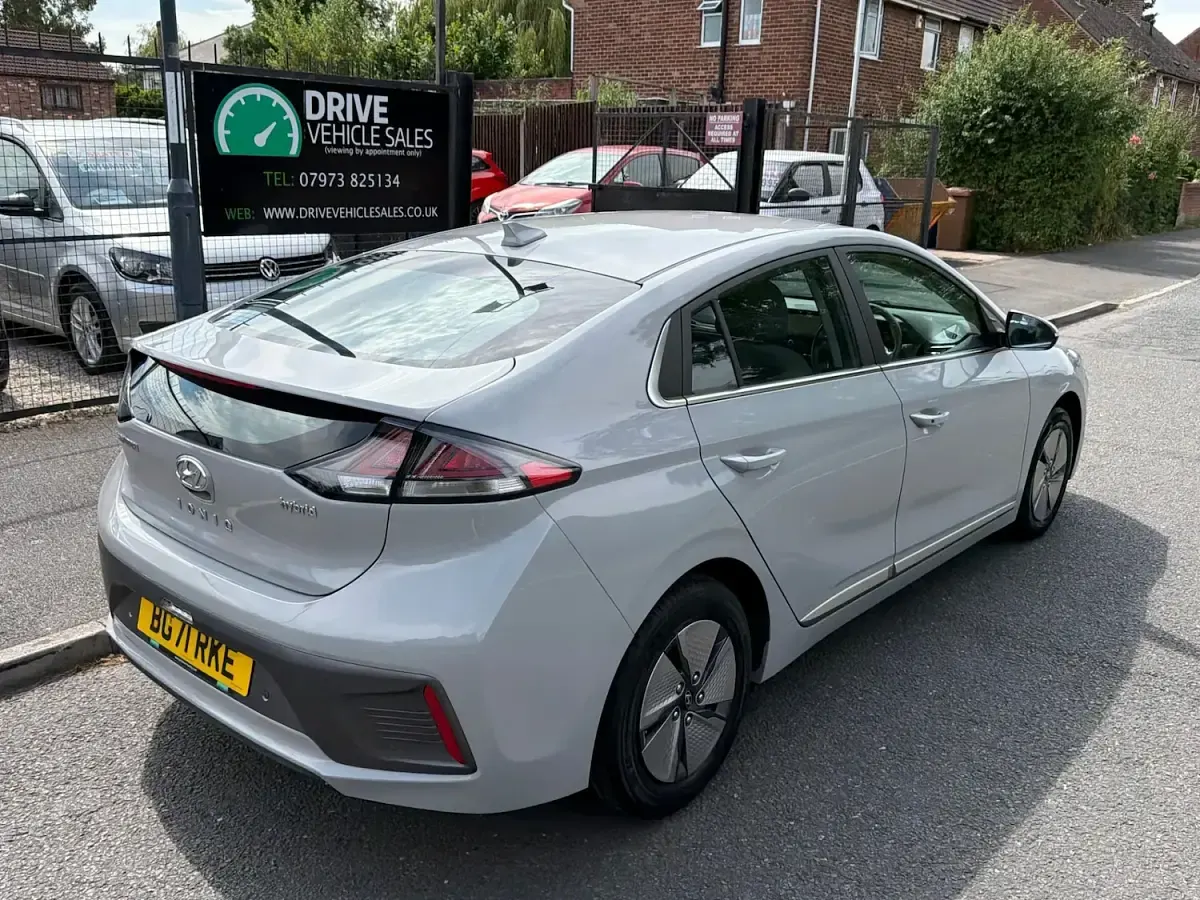 Used Hyundai Ioniq Premium 141 HP (103 kW) 2021 Grey Hatchback