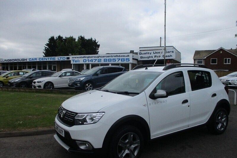 Used 2020 Dacia Sandero Essentiel Hatchback | £7,995 (Good price) - Image 1/1