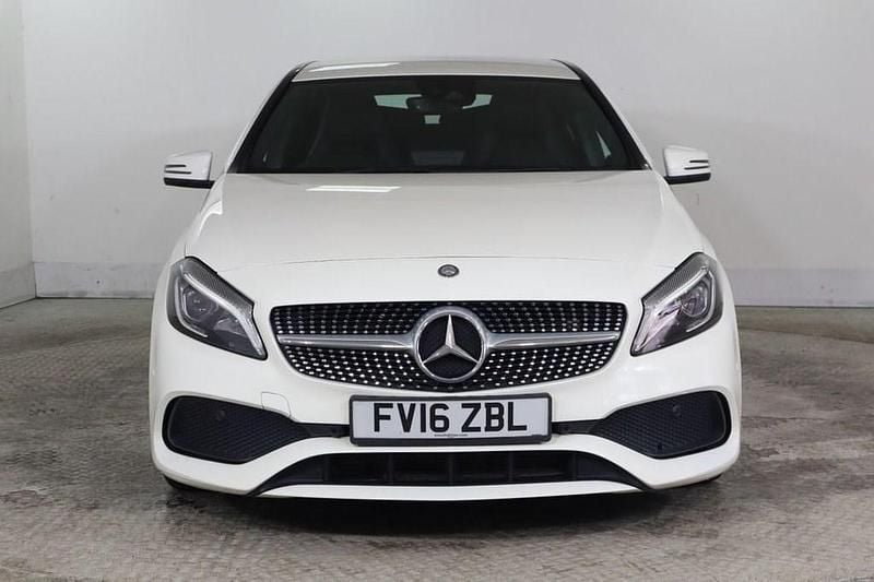 Used Mercedes A180 AMG line 122 HP (89 kW) 2016 White Hatchback