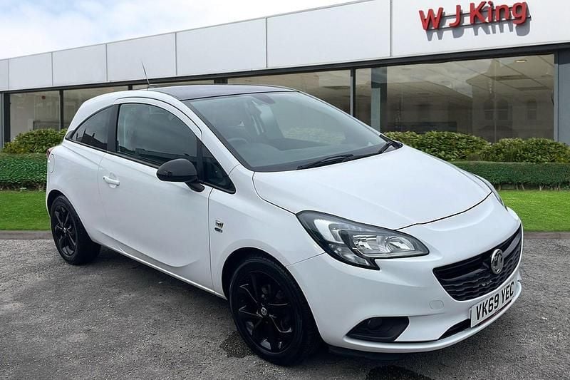 Used Vauxhall Corsa S 90 HP (66 kW) 2019 White Hatchback