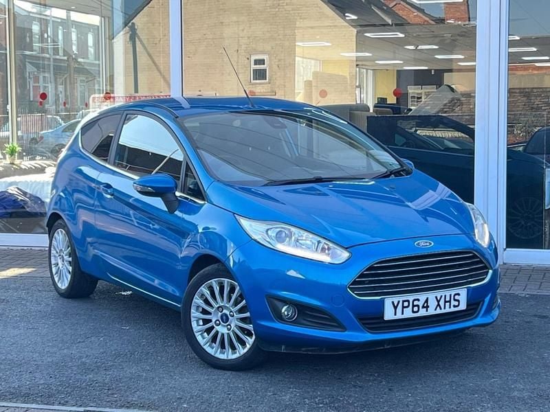 Used Ford Fiesta Titanium 2014 Blue Hatchback
