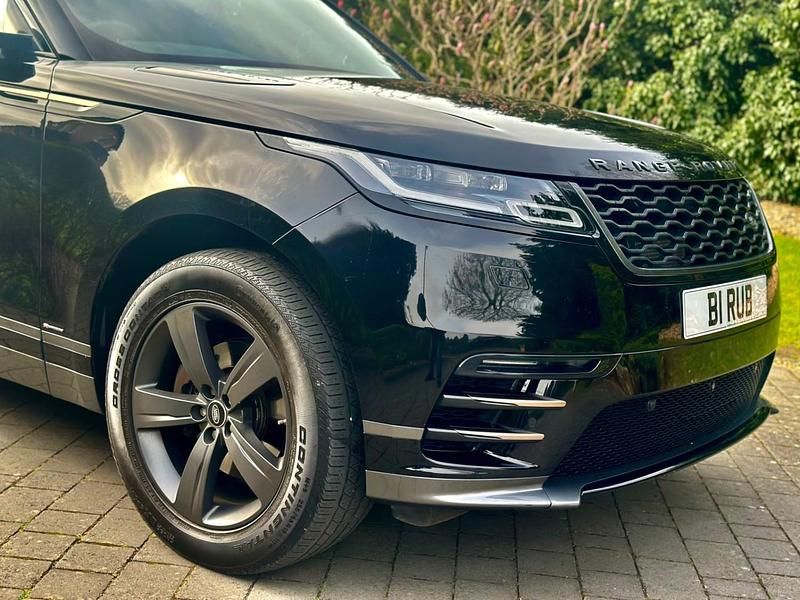 Used Land Rover Range Rover Velar R-Dynamic 180 HP (132 kW) 2018 Black SUV