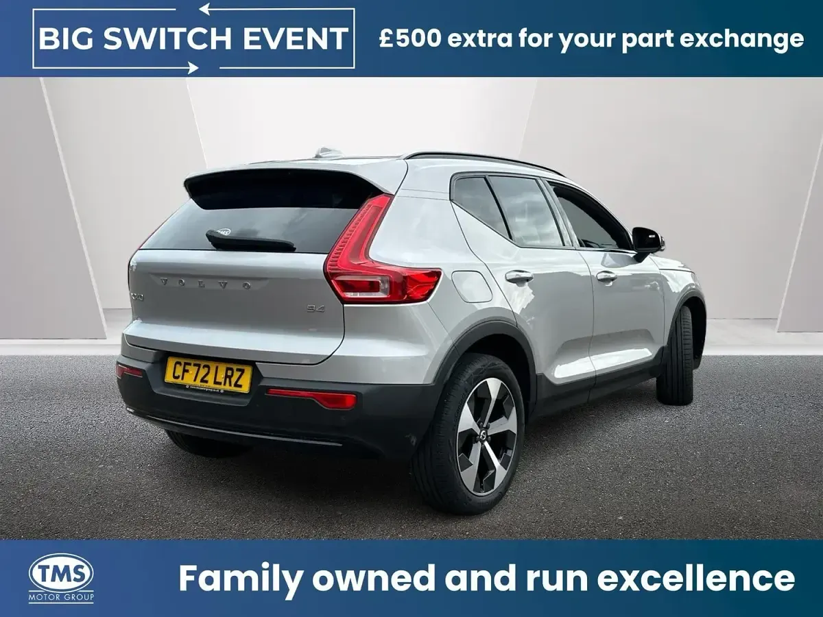 Begagnad Volvo XC40 Ultimate 197 HK (144 kW) 2022 Silver SUV