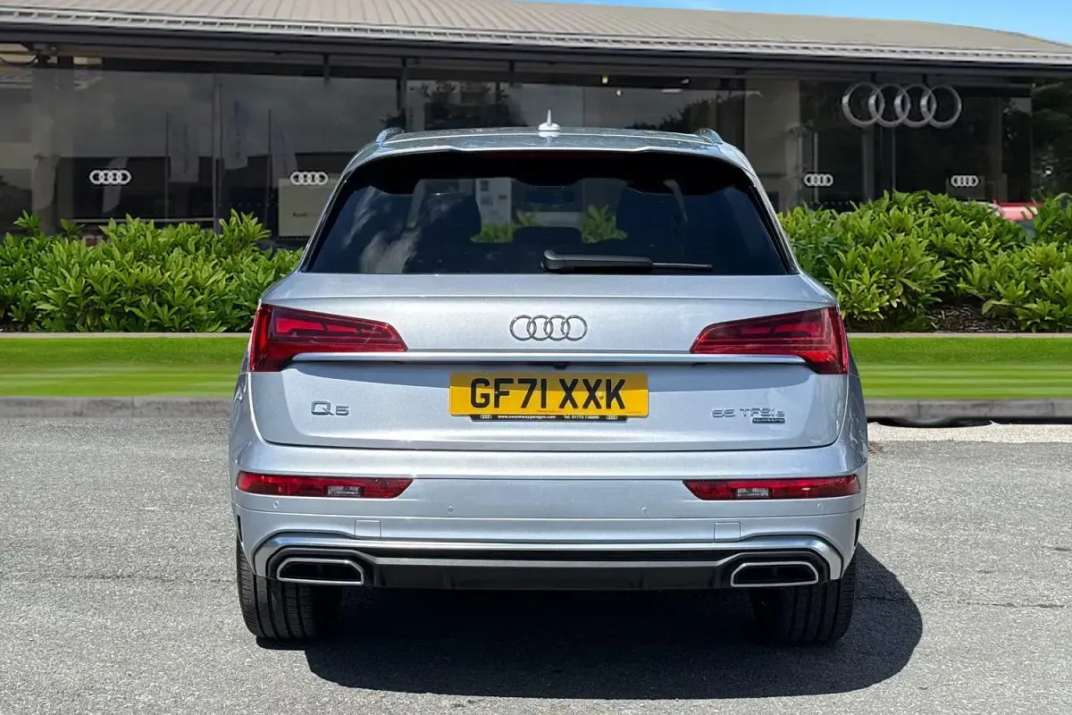Used Audi Q5 Competition 367 HP (269 kW) 2021 Silver SUV