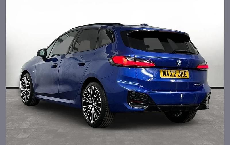 Second-hand BMW 223 Active Tourer M Sport 200 CP (147 kW) 2022 Albastru Monovolum