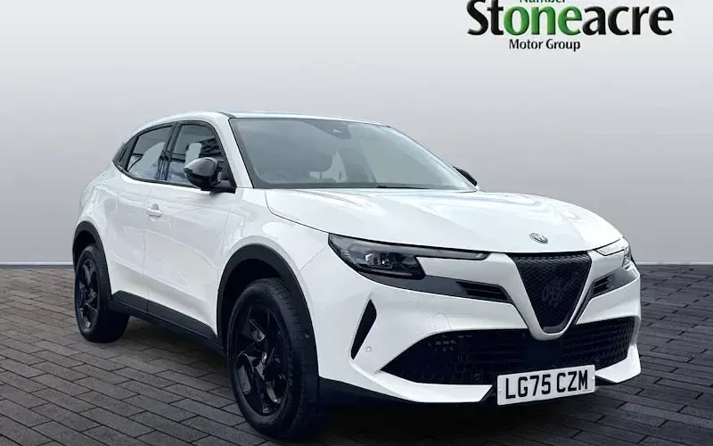 Used Alfa Romeo Junior 136 HP (100 kW) 2024 SUV