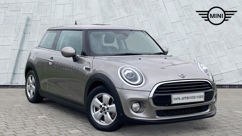 Used Mini Cooper Classic 134 HP (98 kW) 2019 Silver Hatchback