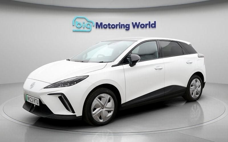 Used MG MG4 EV Trophy 150 kW (204 HP) 2025 Hatchback