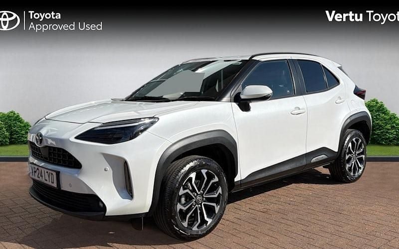 Used Toyota Yaris Hybrid Design 116 HP (85 kW) 2026 Estate