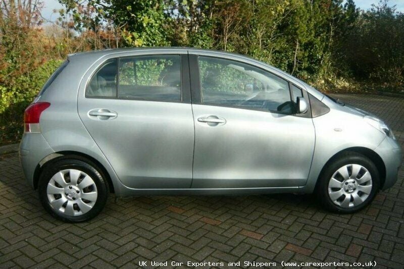 Begagnad Toyota Yaris 2009 Halvkombi