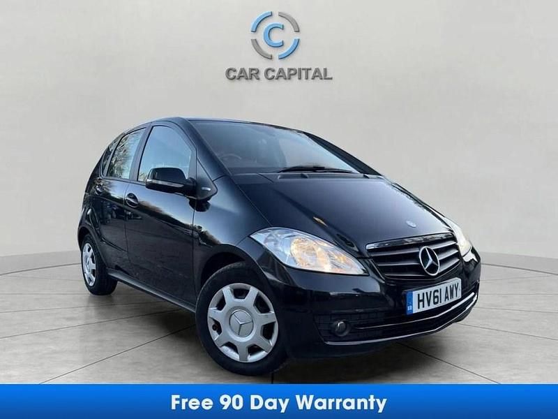 Used Mercedes A160 Classic 95 HP (69 kW) 2011 Black Hatchback