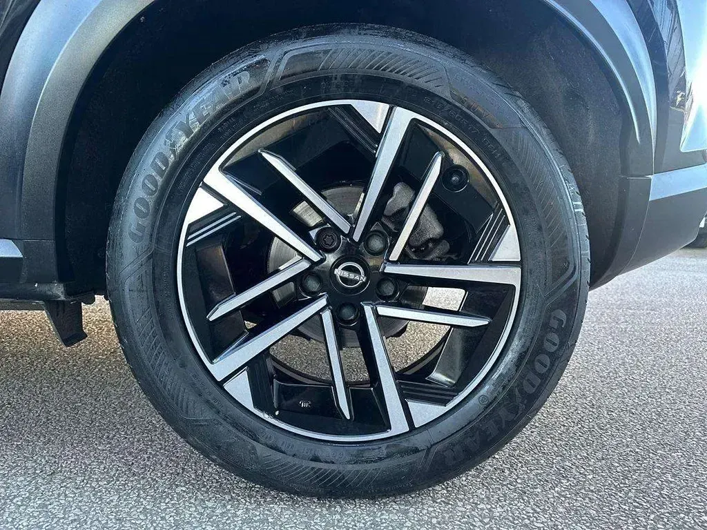 Gebraucht Nissan Juke Acenta Premium 143 PS (105 kW) 2024 Schwarz SUV