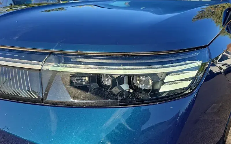 Used Vauxhall Grandland 156 kW (213 HP) 2024 Blue SUV