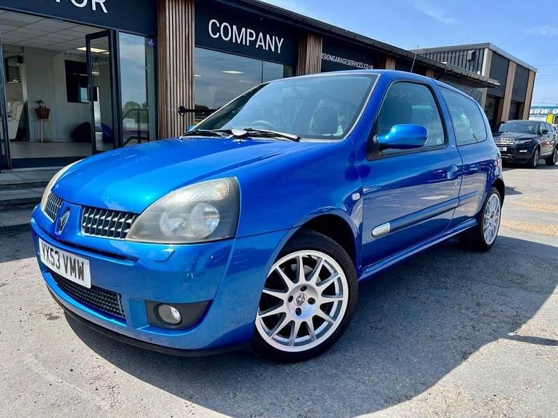 Blue Used 2003 Renault Clio II Hatchback | £5,995 (Expensive) - Image 1/4