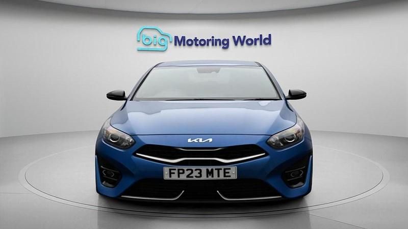 Used Kia Ceed GT-Line 158 HP (116 kW) 2023 Blue Hatchback