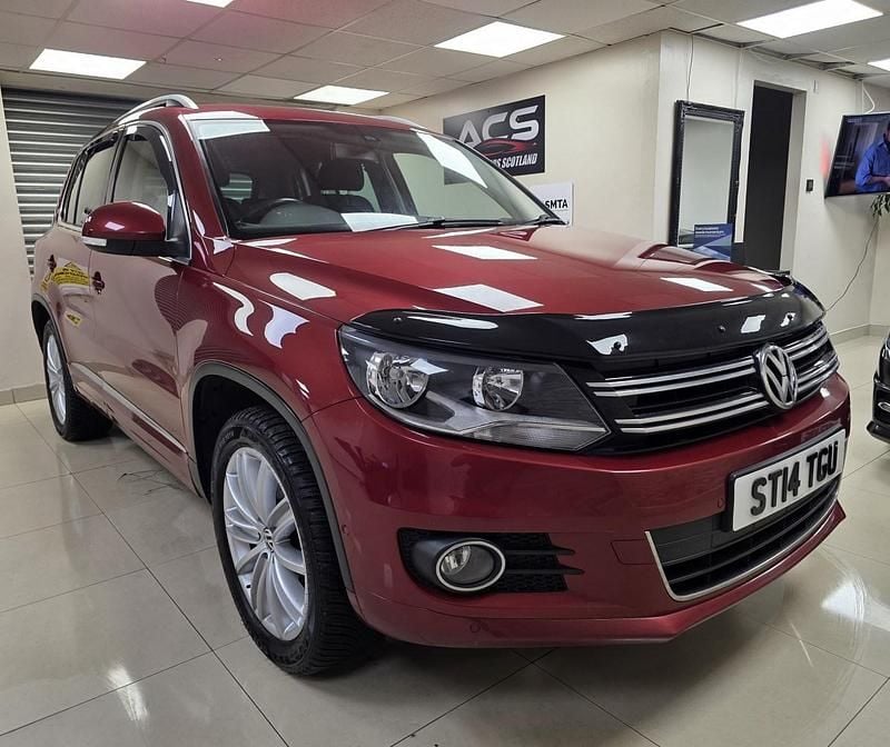Red Used 2014 VW Tiguan Match SUV | £5,495 (Super price) - Image 1/4