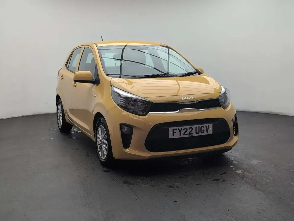 Used Kia Picanto 66 HP (48 kW) 2022 Yellow Hatchback