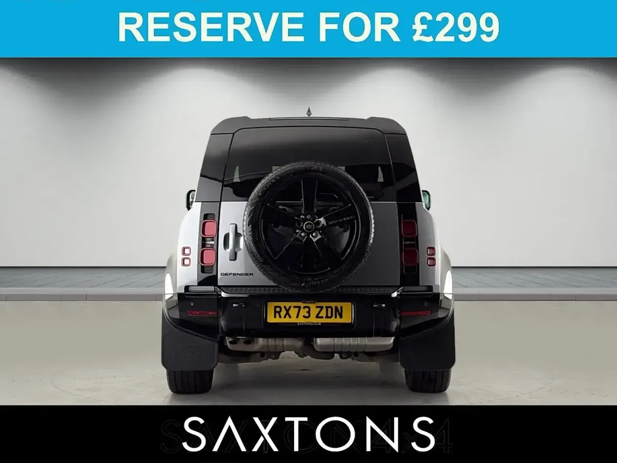 Used Land Rover Defender HSE Dynamic 250 HP (183 kW) 2023 Eiger grey SUV