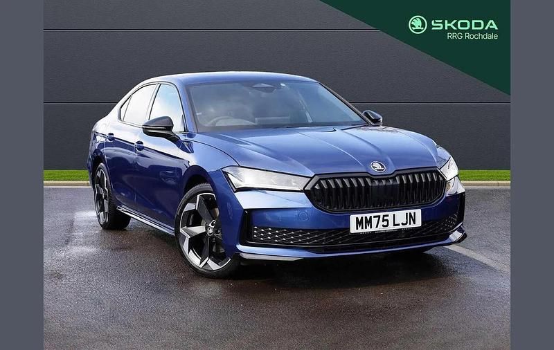 Used Skoda Superb SportLine 147 HP (108 kW) 2025 Cobalt blue metallic Hatchback