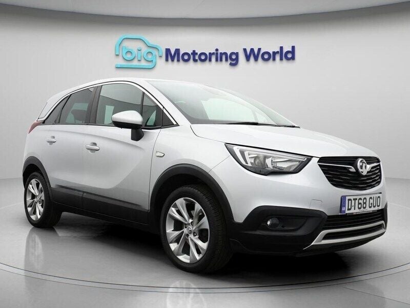 Silver Used 2019 Vauxhall Crossland X S SUV | £9,400 (Fair price) - Image 1/4