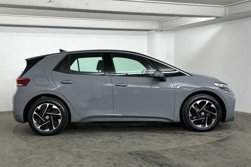 Used VW ID.3 Pro 150 kW (204 HP) 2025 Grey Hatchback