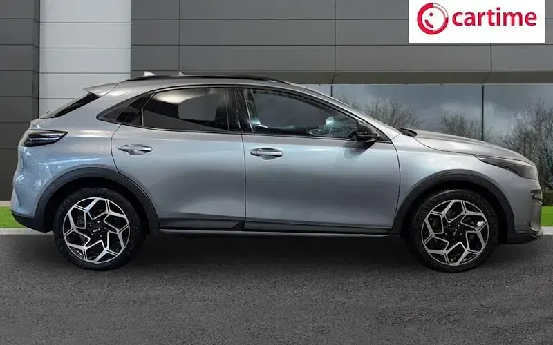 Used Kia XCeed GT-Line 140 HP (102 kW) 2024 Silver SUV