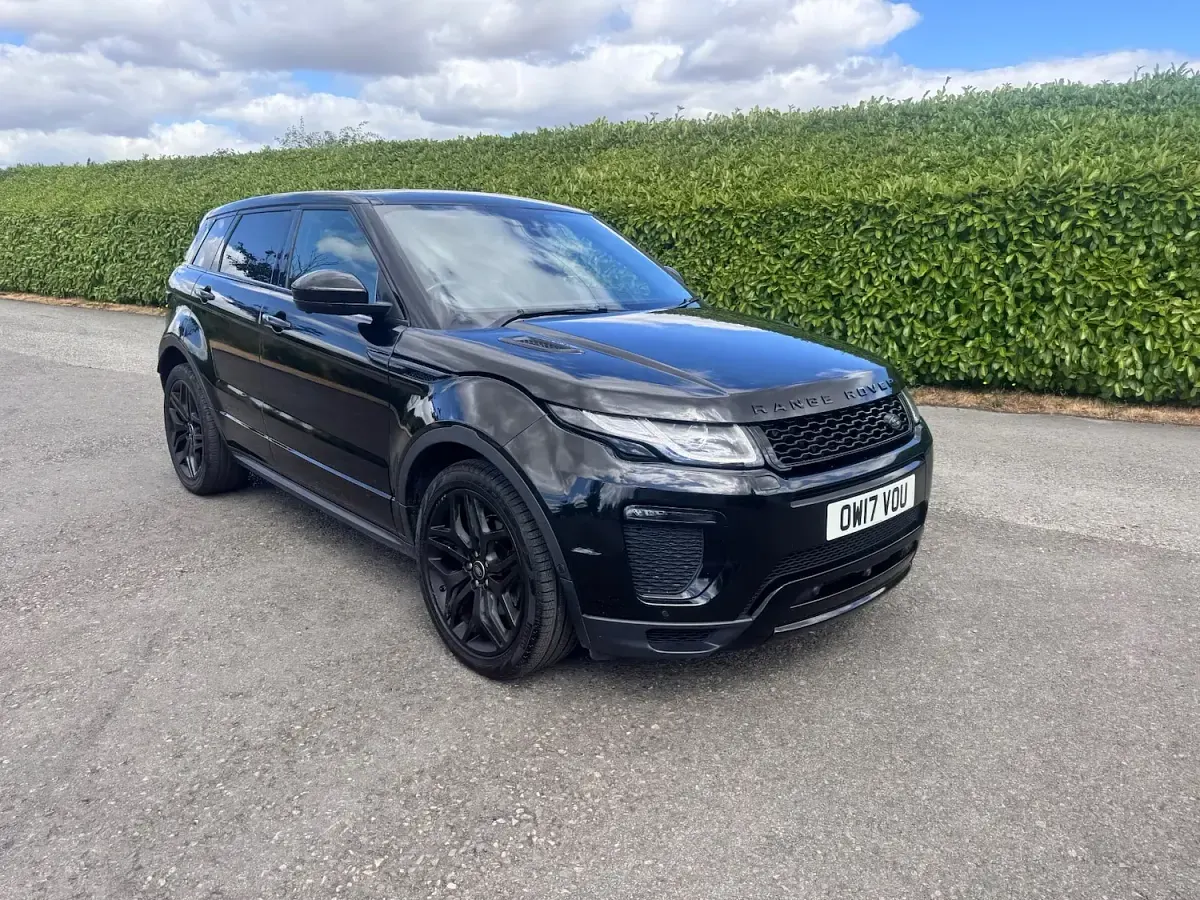 Used Land Rover Range Rover evoque HSE Dynamic 2017 Black Estate