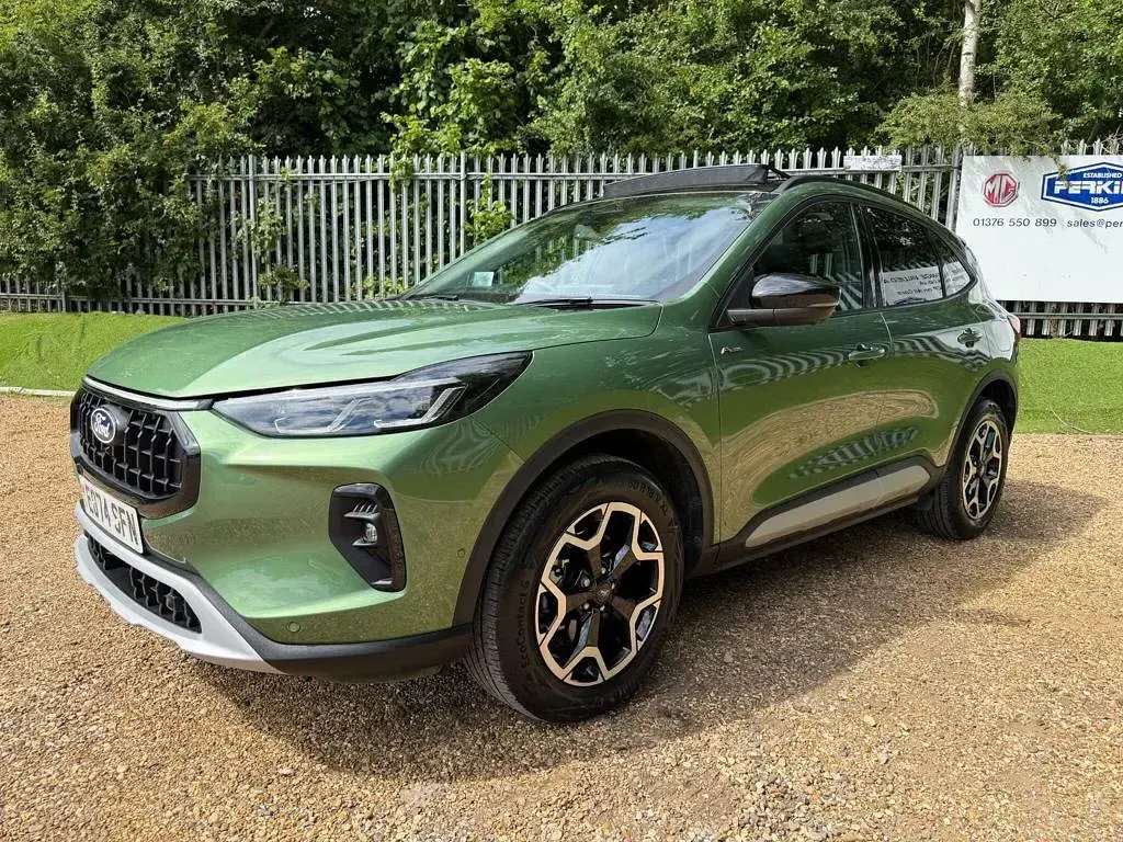 Used Ford Kuga Active 180 HP (132 kW) 2024 Green SUV
