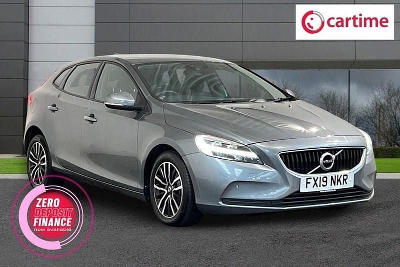 Used Volvo V40 R-Design 122 HP (89 kW) 2019 Grey Hatchback