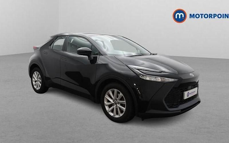 Used Toyota C-HR 140 HP (102 kW) 2026 SUV