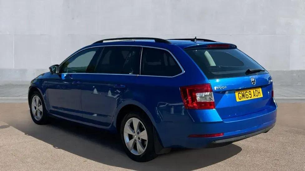 Used Skoda Octavia SE Technology 150 HP (110 kW) 2020 Race blue