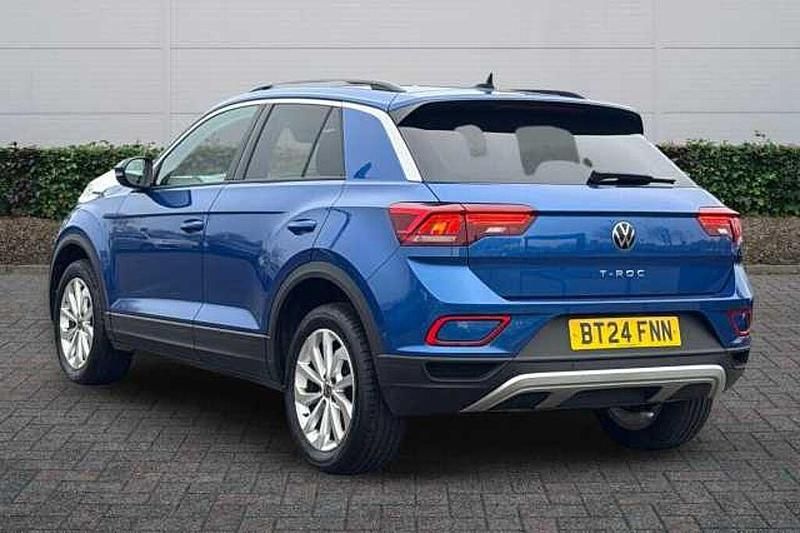 Used VW T-Roc Match 115 HP (84 kW) 2024 Blue SUV