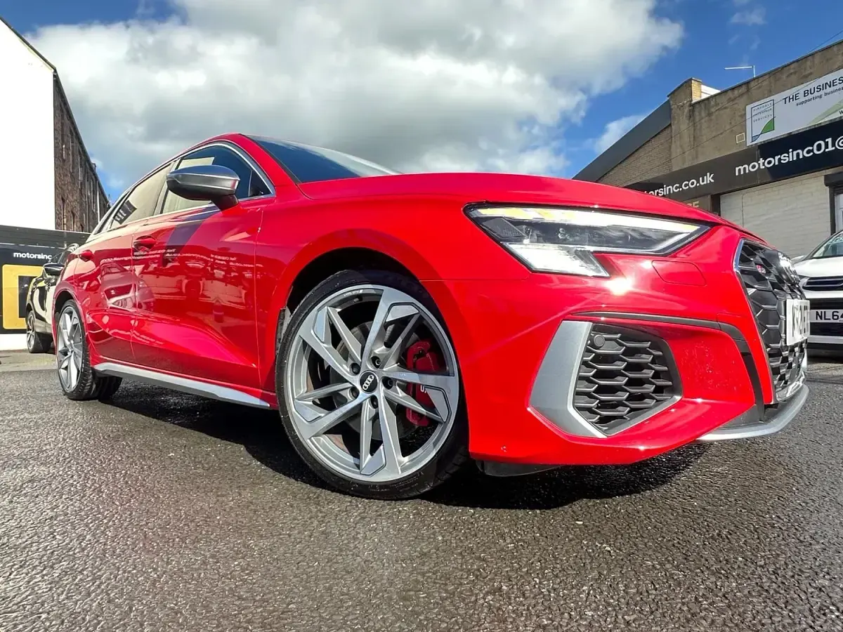 Used Audi S3 Sportback 310 HP (228 kW) 2021 Red Hatchback