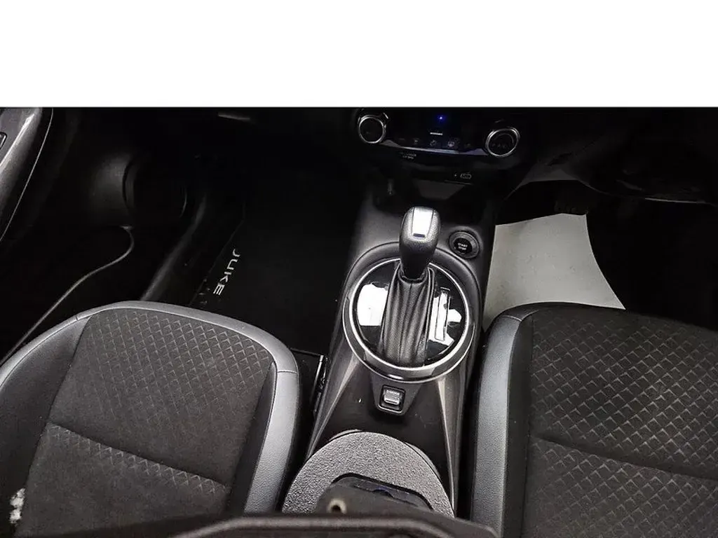 Used Nissan Juke N-Connecta 2023 Blue SUV