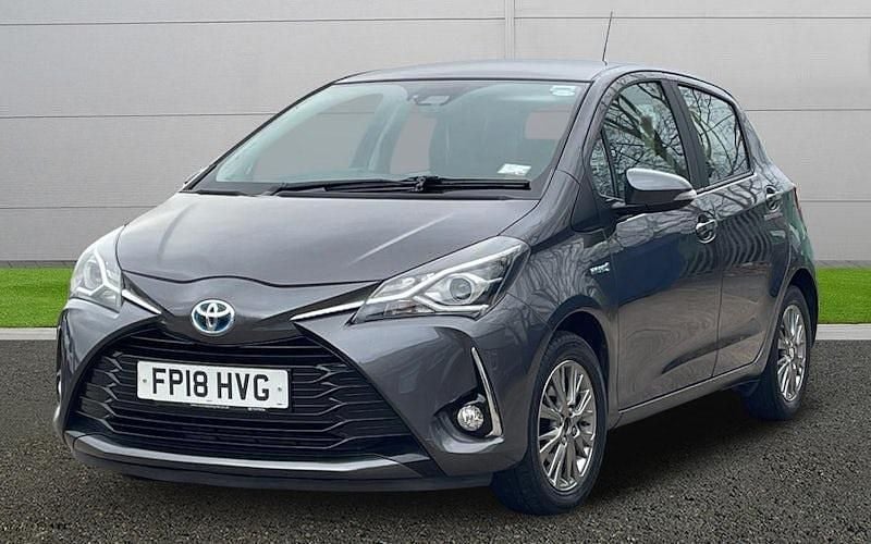 Used Toyota Yaris Hybrid 101 HP (74 kW) 2020 Hatchback