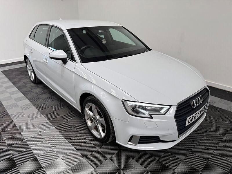 Used Audi A3 Sportback Sport 150 HP (110 kW) 2017 White Hatchback
