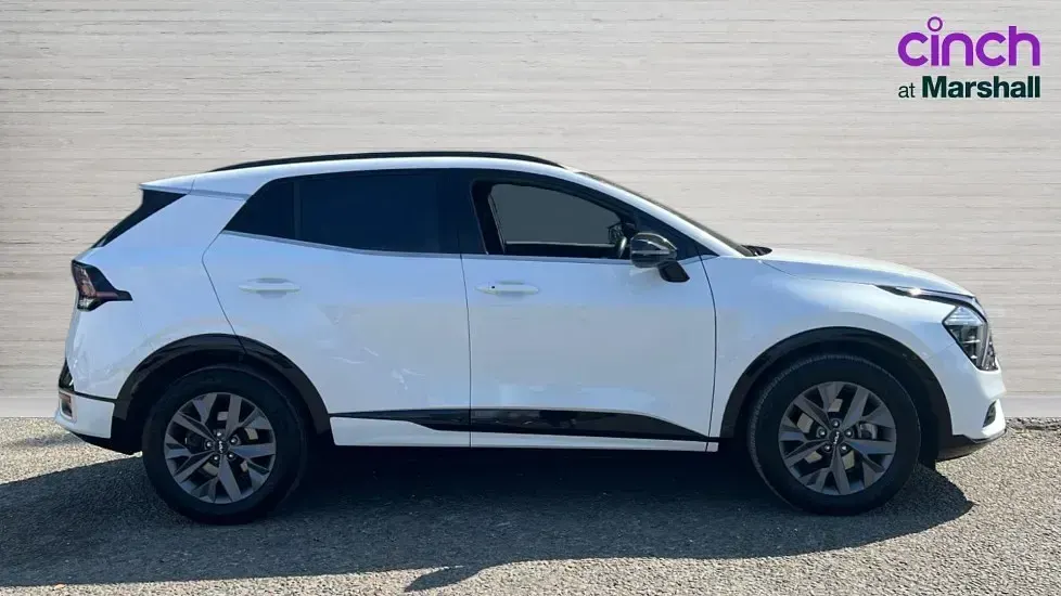 Used Kia Sportage GT-Line 207 HP (152 kW) 2025 White SUV