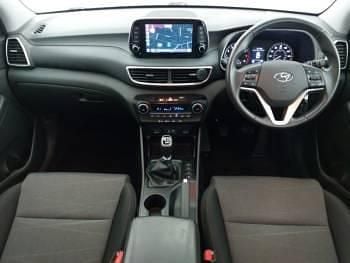 Used Hyundai Tucson SE 132 HP (97 kW) 2019 Silver SUV