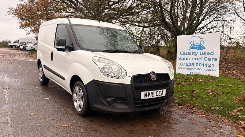 White Used 2015 Fiat Doblò MPV | £3,295 (Good price) - Image 1/4