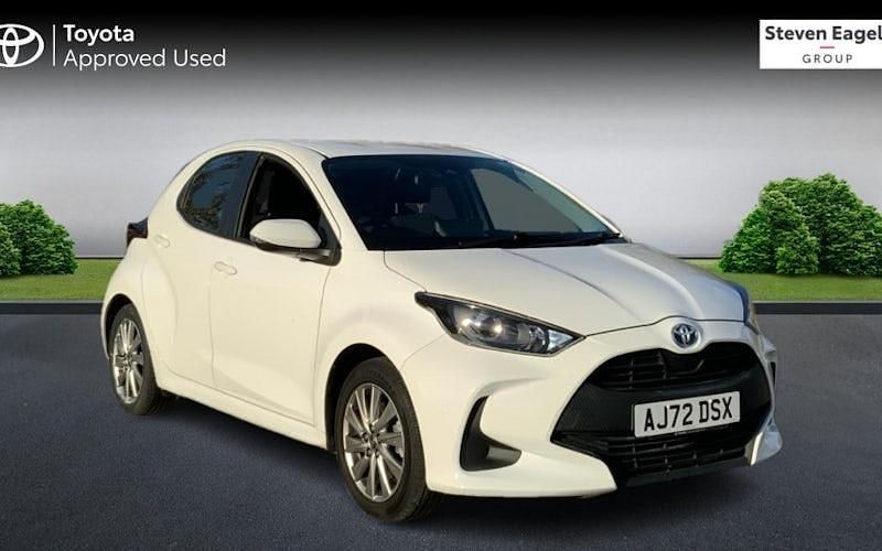 Used 2025 Toyota Yaris Hybrid Hatchback | £15,998 (Super price) - Image 1/3